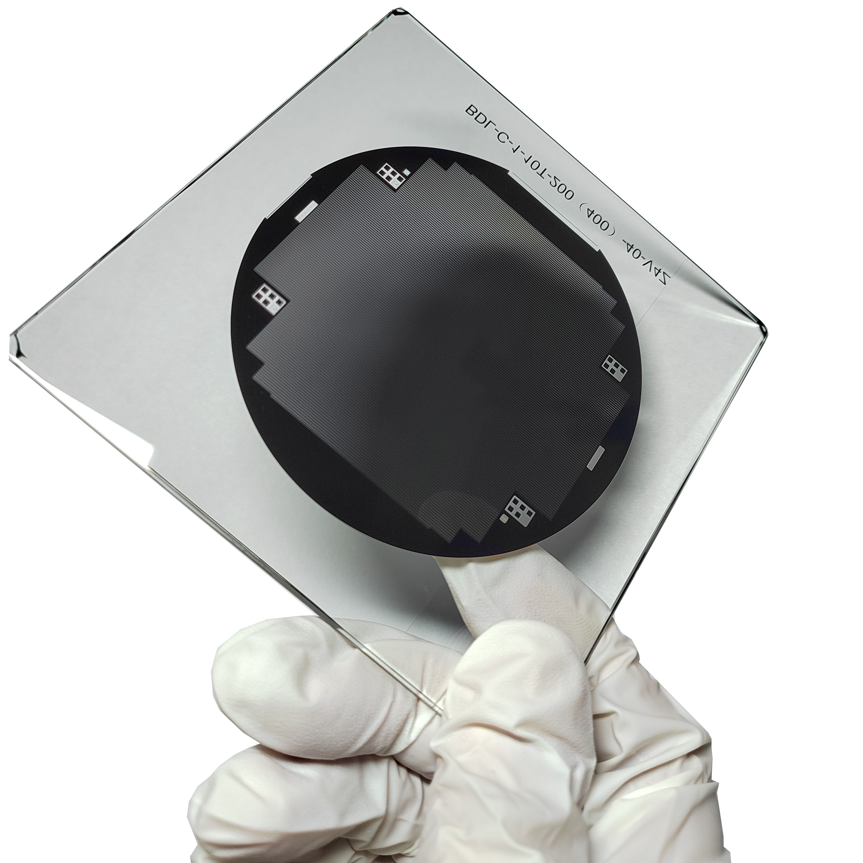 Opatření přijatá optickým průmyslem v reakci na úpravu tarifů Spojenými státy